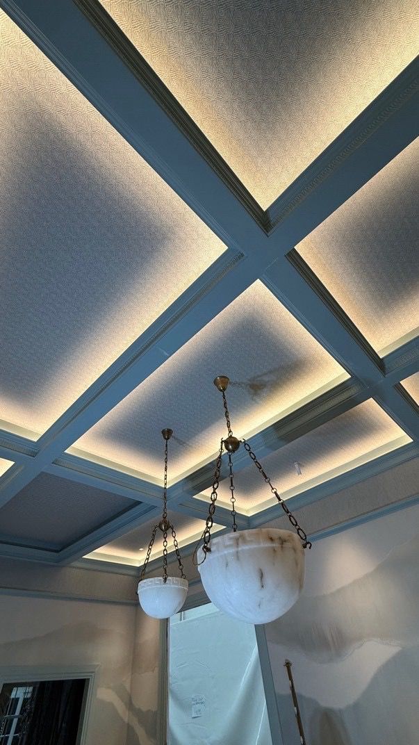Alabaster Grand Salon